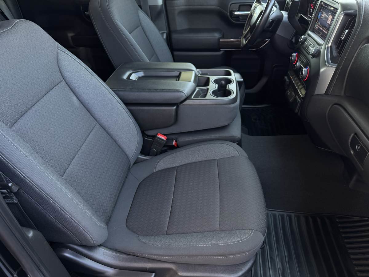 Used 2021 Chevrolet Silverado 1500 LT w/ Convenience Package II image 23