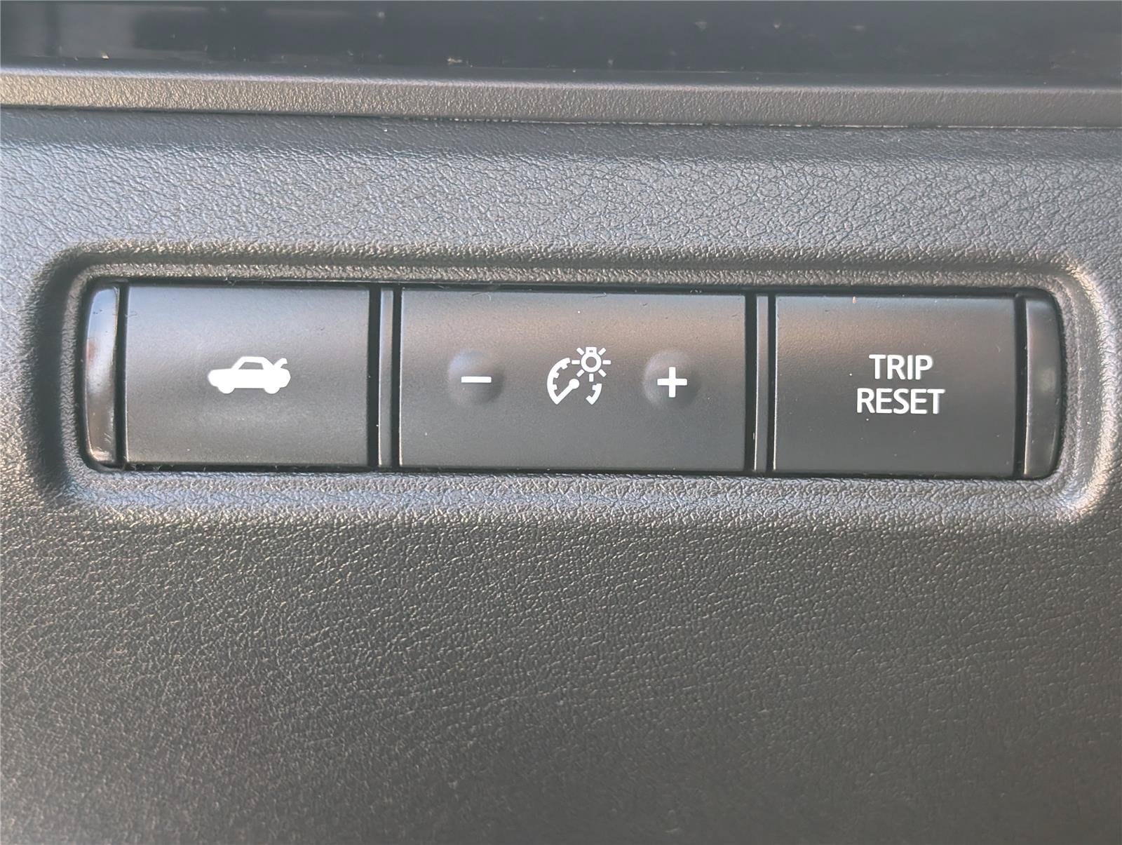 Used 2024 Nissan Altima 2.5 SR w/ SR Premium Package FWD image 22