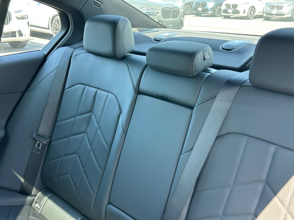 New 2027 BMW 540i xDrive w/ M Sport Package AWD/4WD image 31