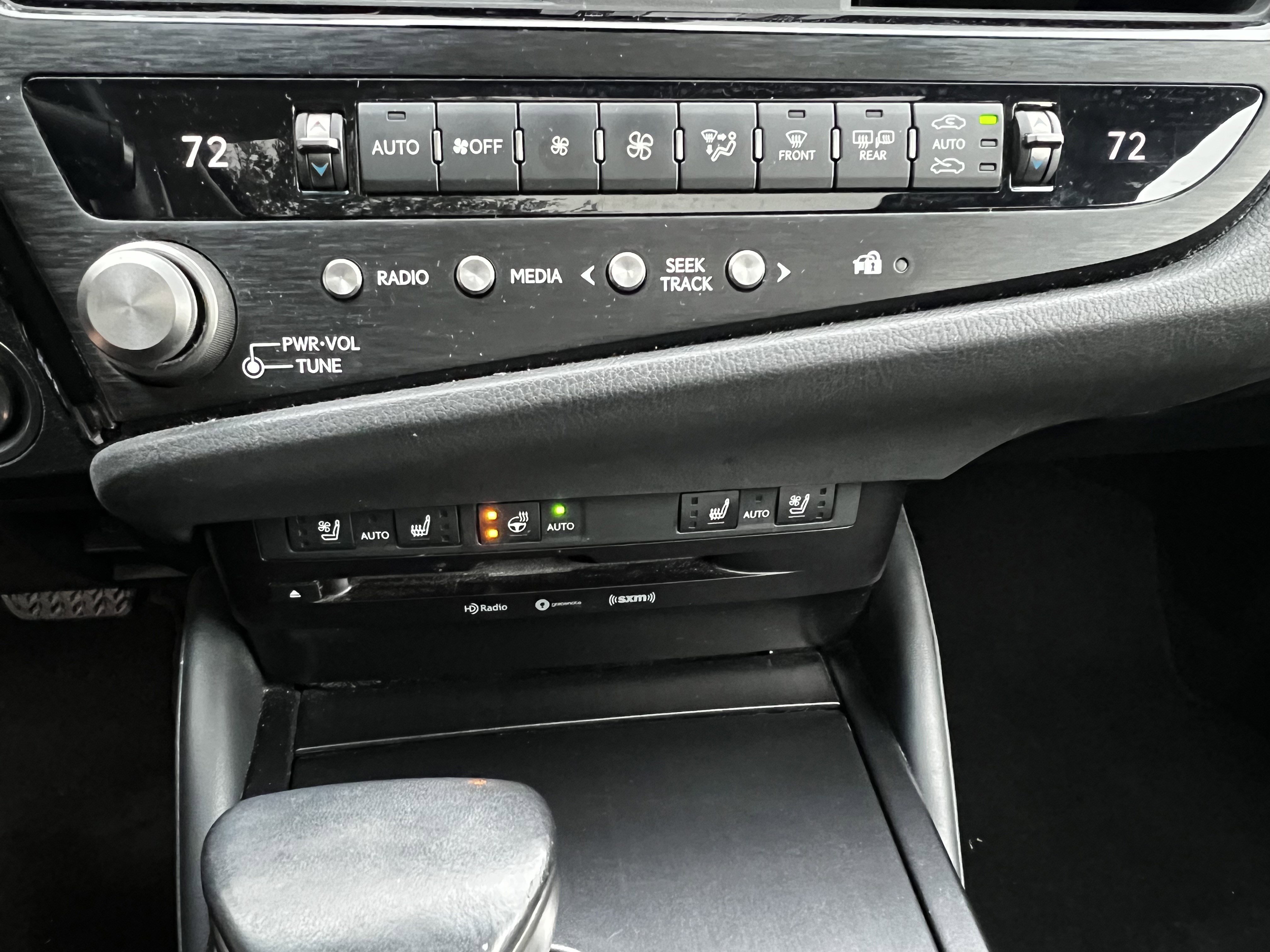 Certified 2022 Lexus ES 350 w/ Premium Package image 27