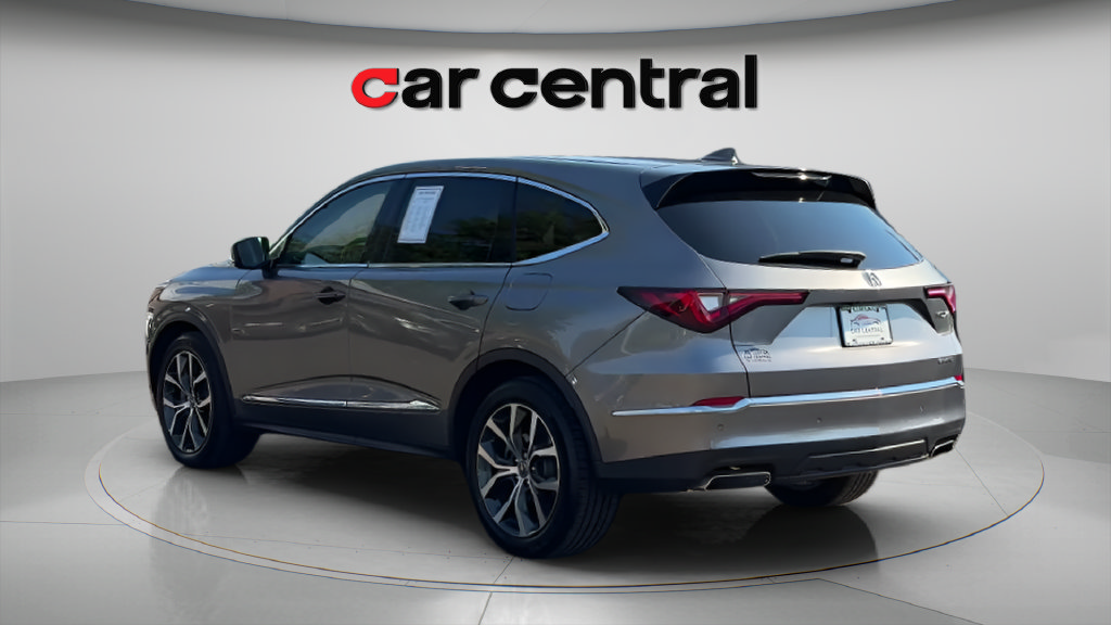 Used 2023 Acura MDX w/ Technology Package AWD/4WD image 4