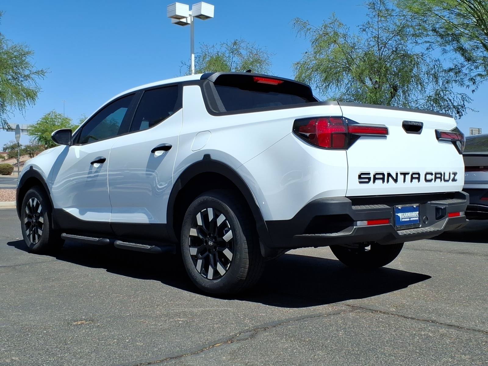 New 2026 Hyundai Santa Cruz SE FWD image 3