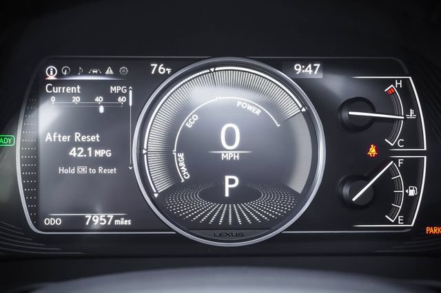 Used 2021 Lexus ES 300h w/ Premium Package FWD image 14