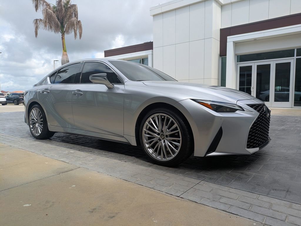Used 2025 Lexus IS 300 w/ Premium Package RWD image 3