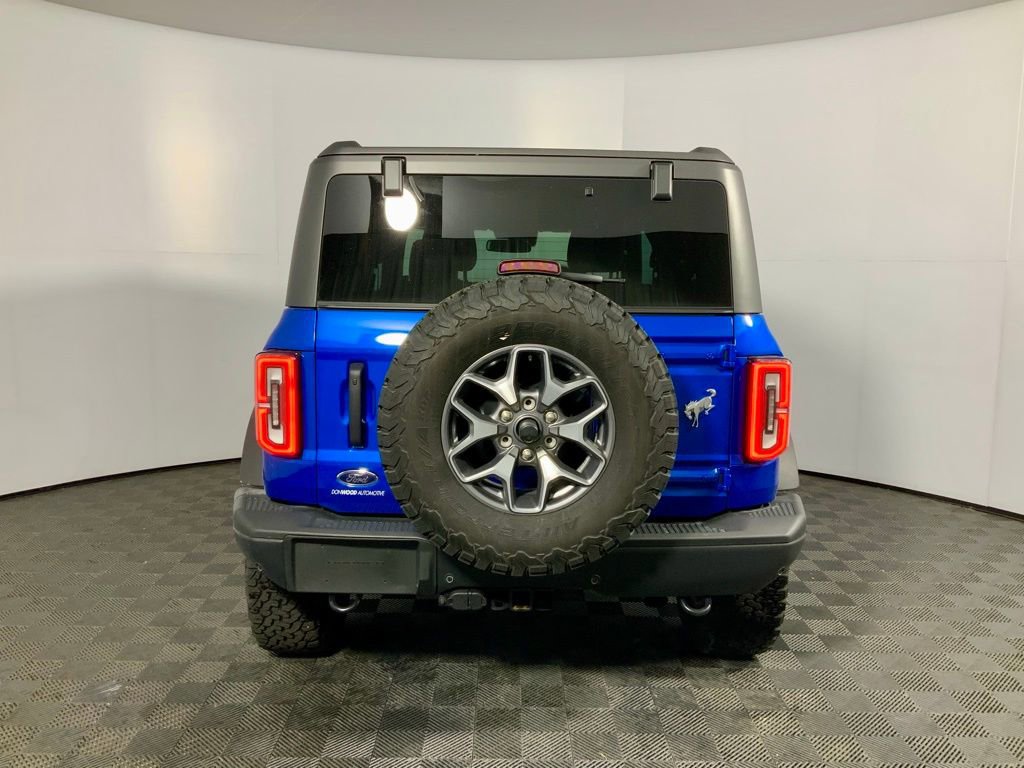 Used 2023 Ford Bronco Badlands image 12