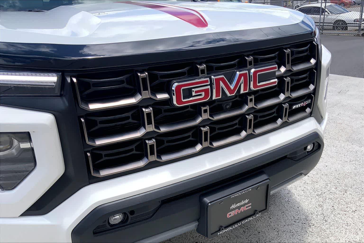 Used 2025 GMC Canyon AT4 w/ AT4X Package AWD/4WD image 33