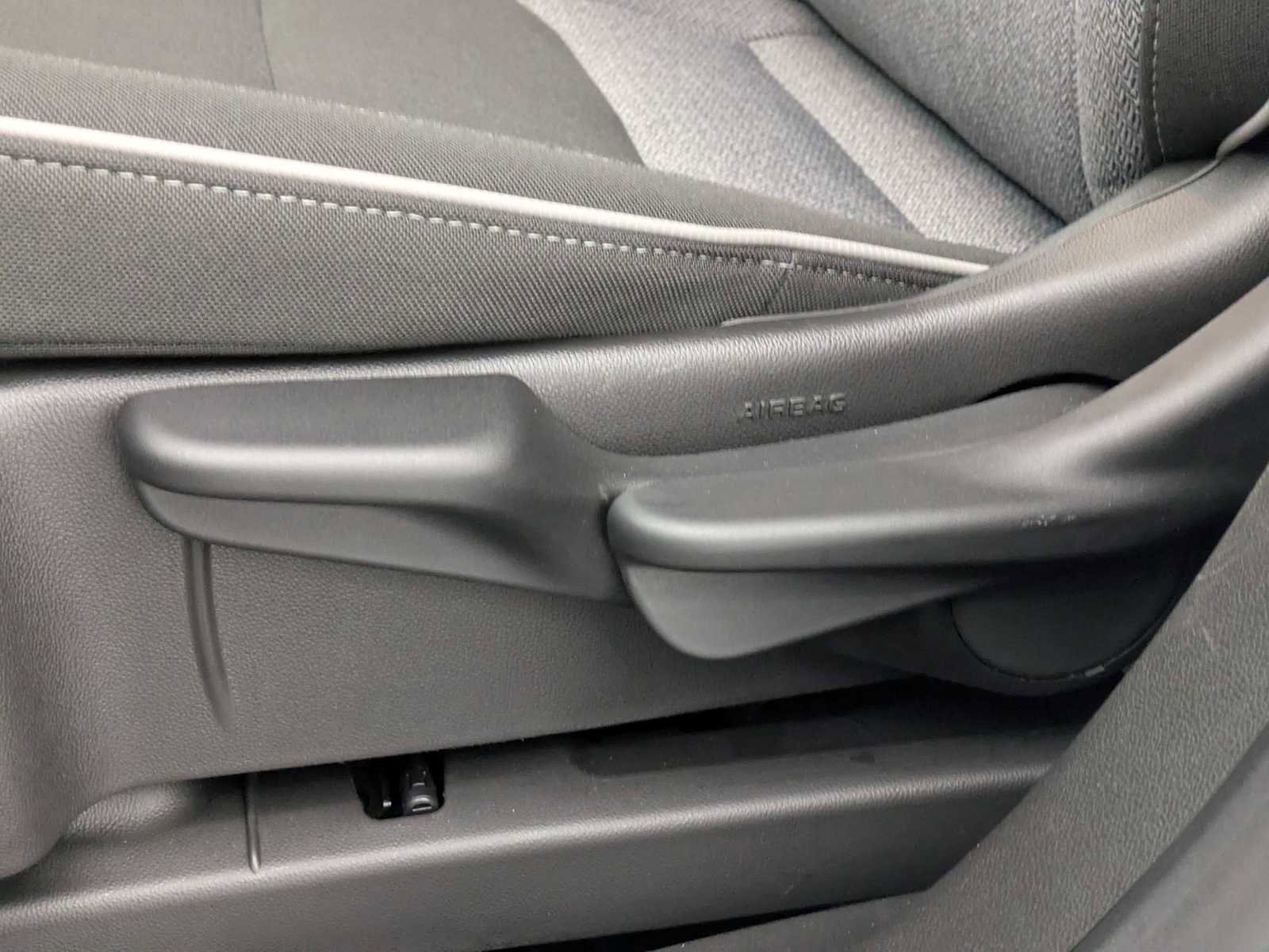 New 2025 Chevrolet TrailBlazer LT w/ LT Cold Weather Package image 18