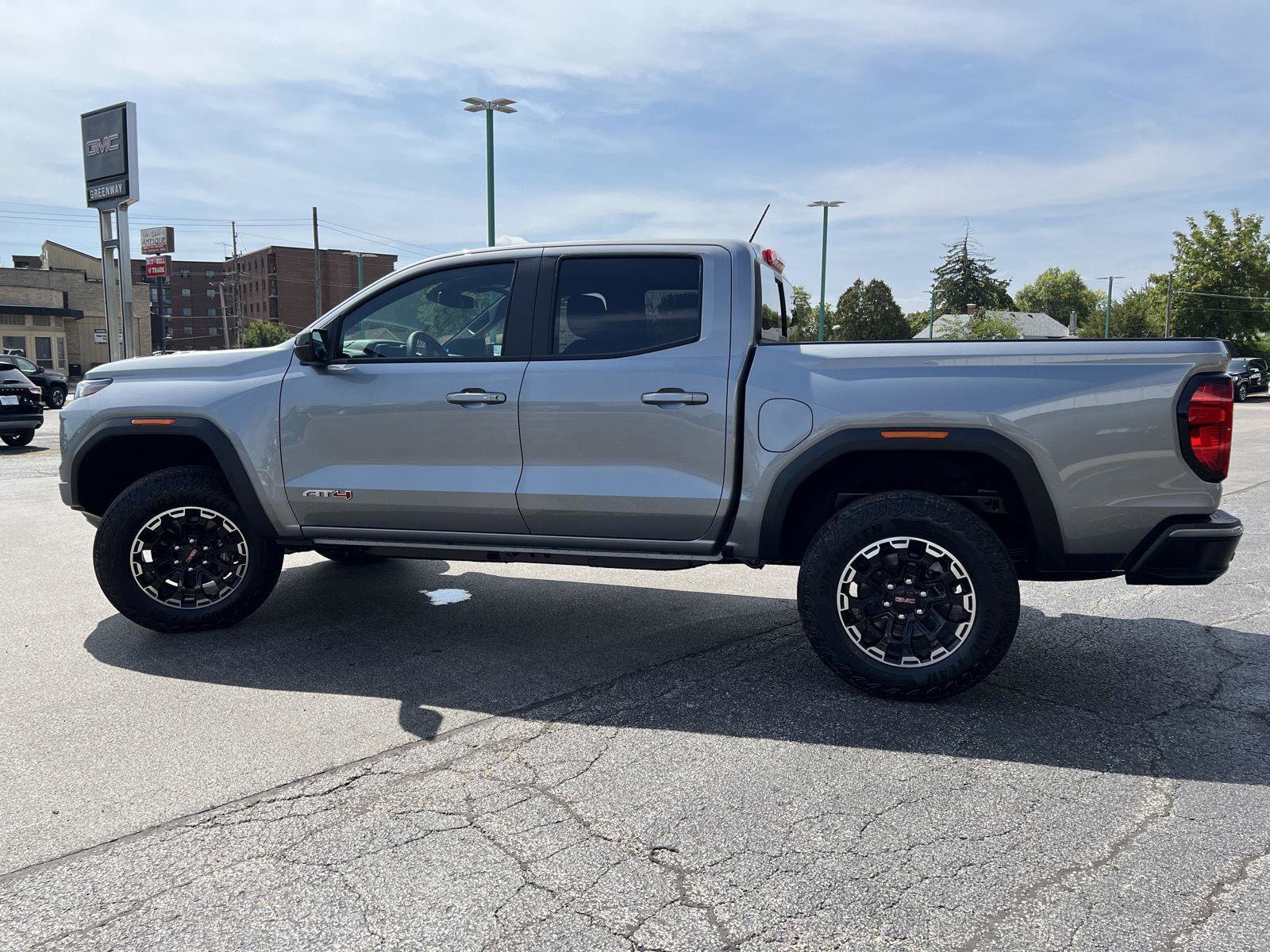 New 2026 GMC Canyon AT4 image 10