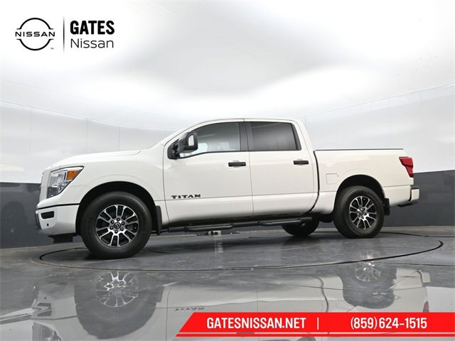 Used 2024 Nissan Titan SV w/ SV Convenience Package image 37