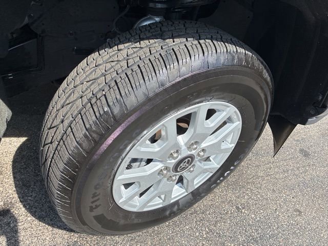 Used 2025 Toyota Tacoma SR5 RWD image 45