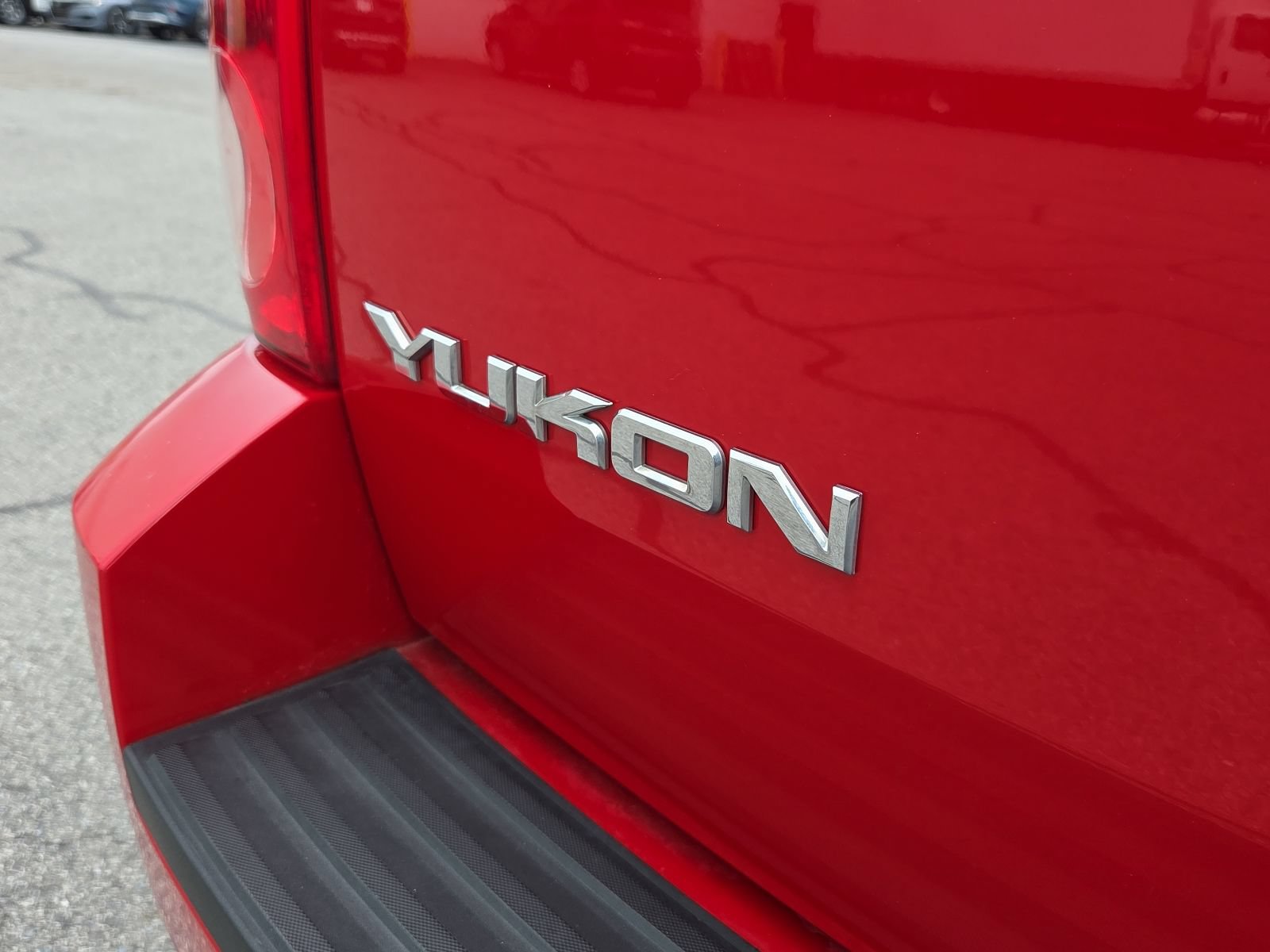Certified 2014 GMC Yukon SLT AWD/4WD image 17