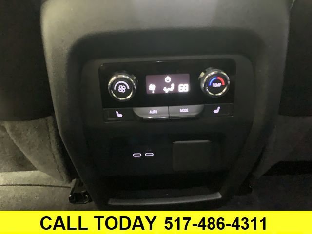 Certified 2024 Chevrolet Traverse RS image 22