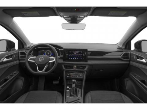Used 2025 Volkswagen Taos SE image 7