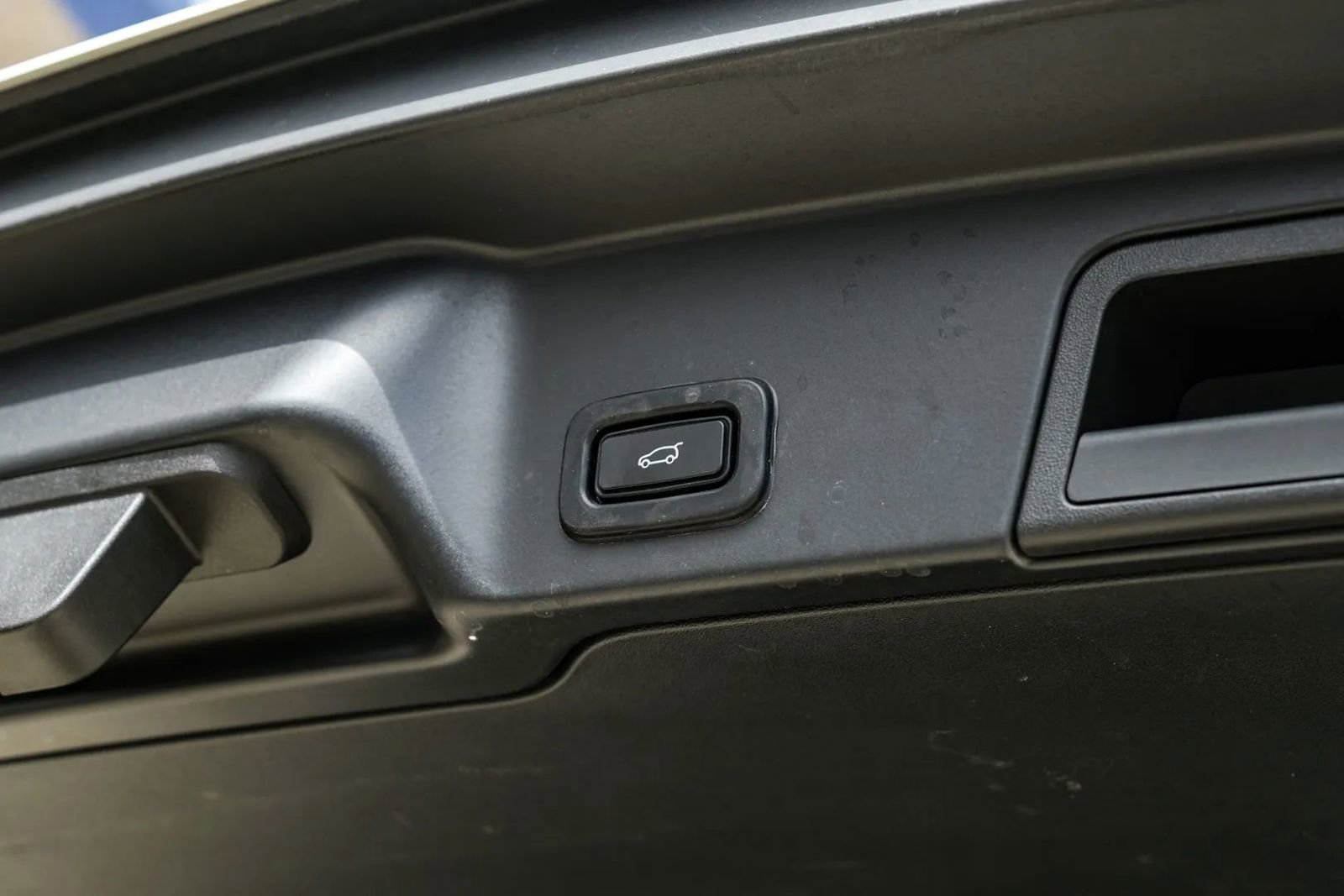 Used 2020 Land Rover Range Rover Evoque SE AWD/4WD image 57