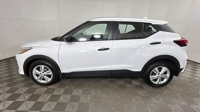 Used 2024 Nissan Kicks S FWD image 6