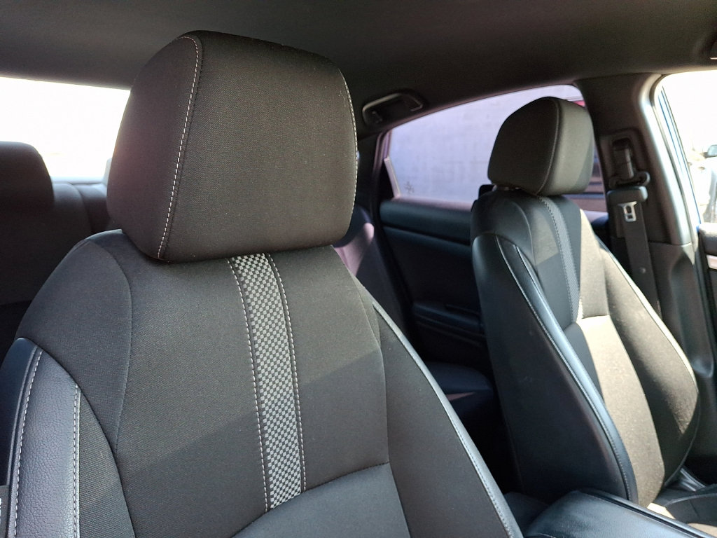 Used 2021 Honda Civic Sport image 11