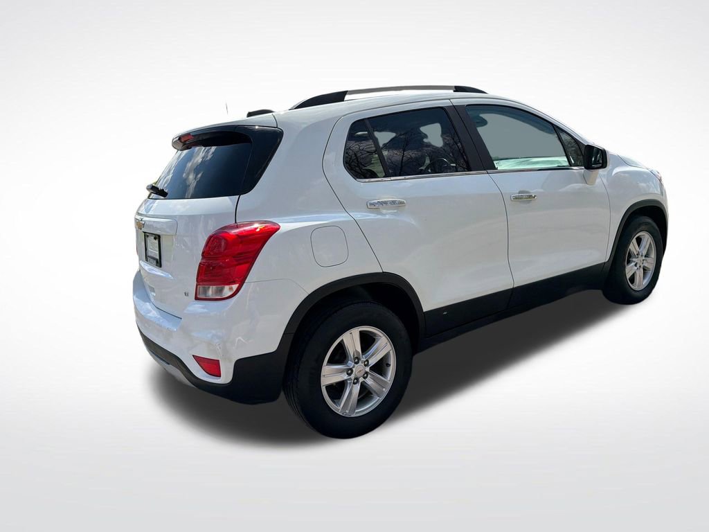 Used 2019 Chevrolet Trax LT w/ LT Convenience Package FWD image 6