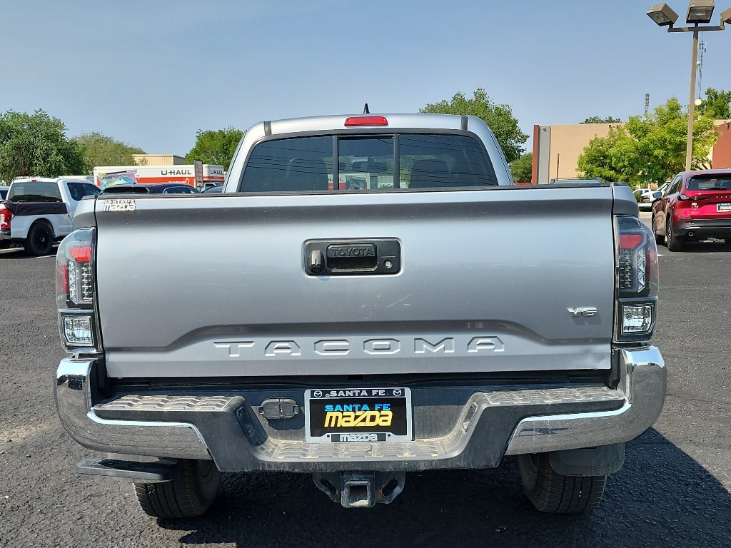 Used 2017 Toyota Tacoma TRD Off-Road w/ Tow Package AWD/4WD image 7