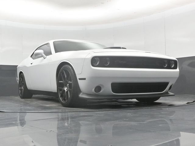 Used 2016 Dodge Challenger R/T Scat Pack RWD image 52