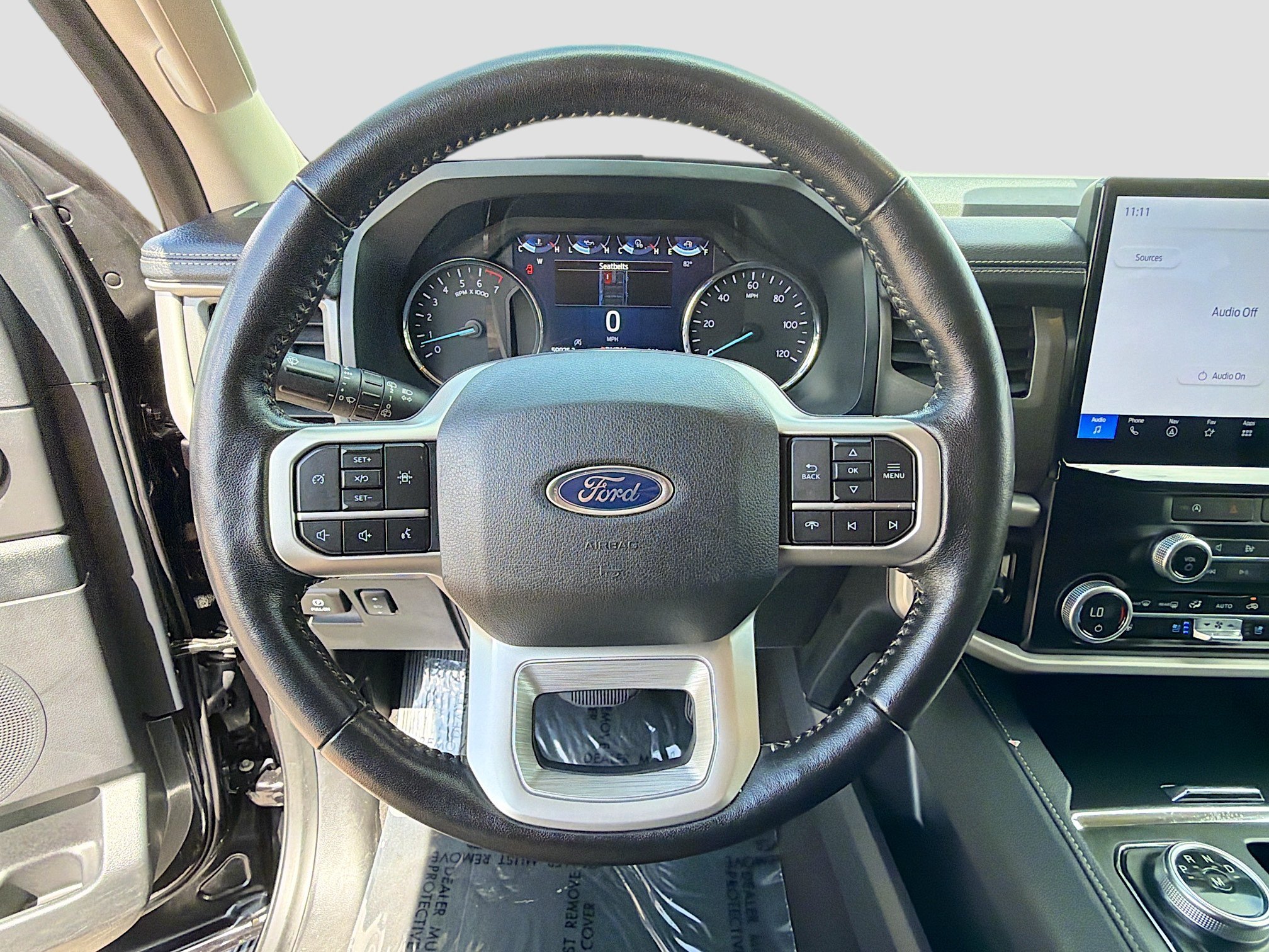 Used 2024 Ford Expedition XLT AWD/4WD image 38