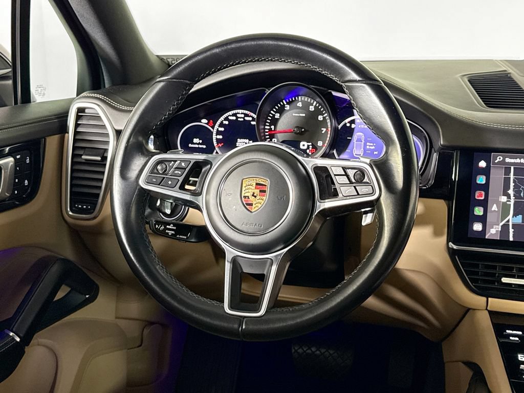 Certified 2023 Porsche Cayenne AWD/4WD image 12