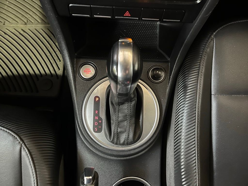 Used 2012 Volkswagen Beetle 2.5 FWD image 13