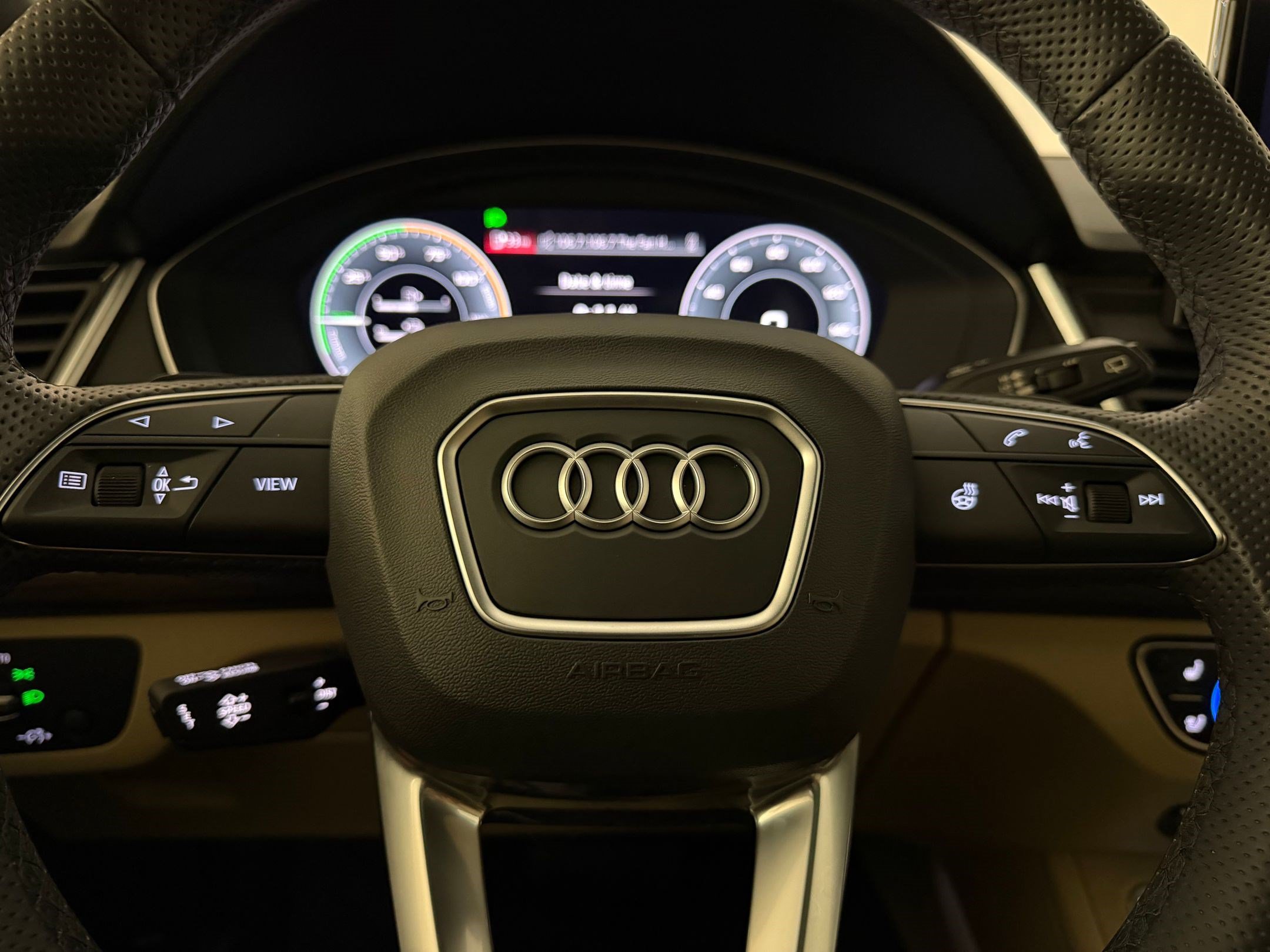Certified 2024 Audi Q5 e Premium Plus AWD/4WD image 10