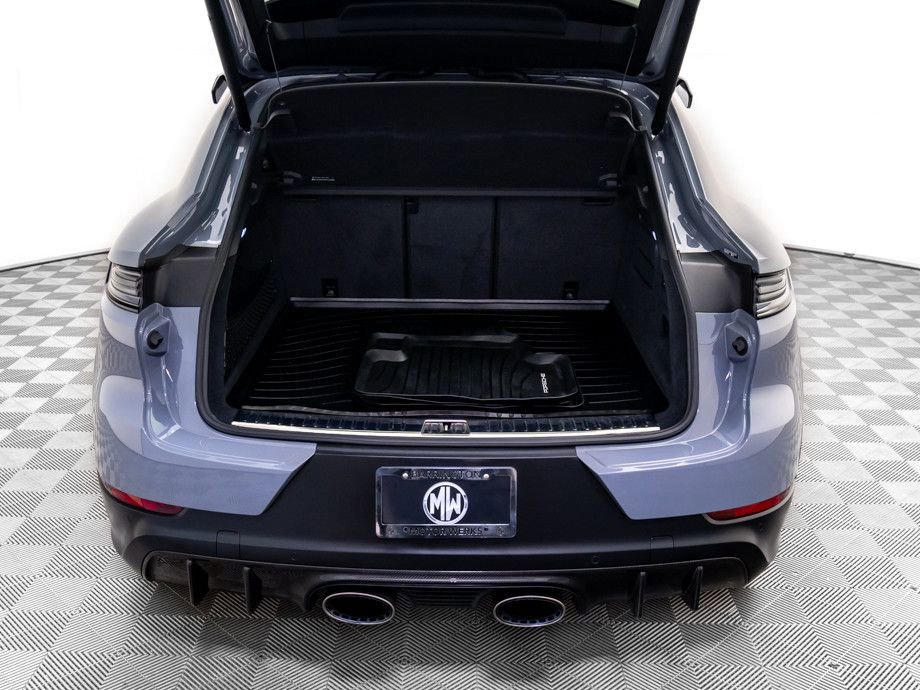 Certified 2024 Porsche Cayenne Turbo GT image 32