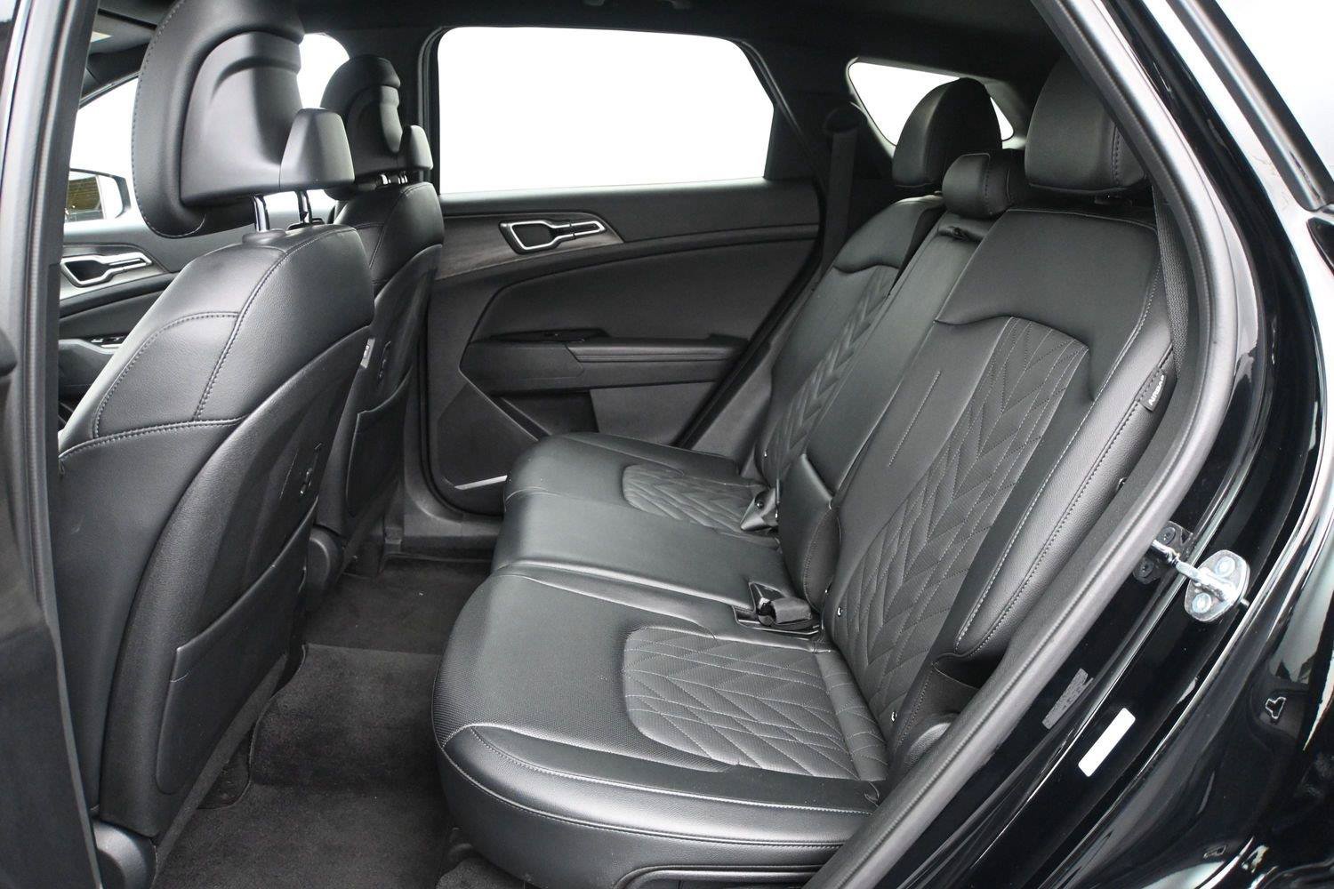 Used 2024 Kia Sportage X-Line w/ X-Line Premium Package AWD/4WD image 9