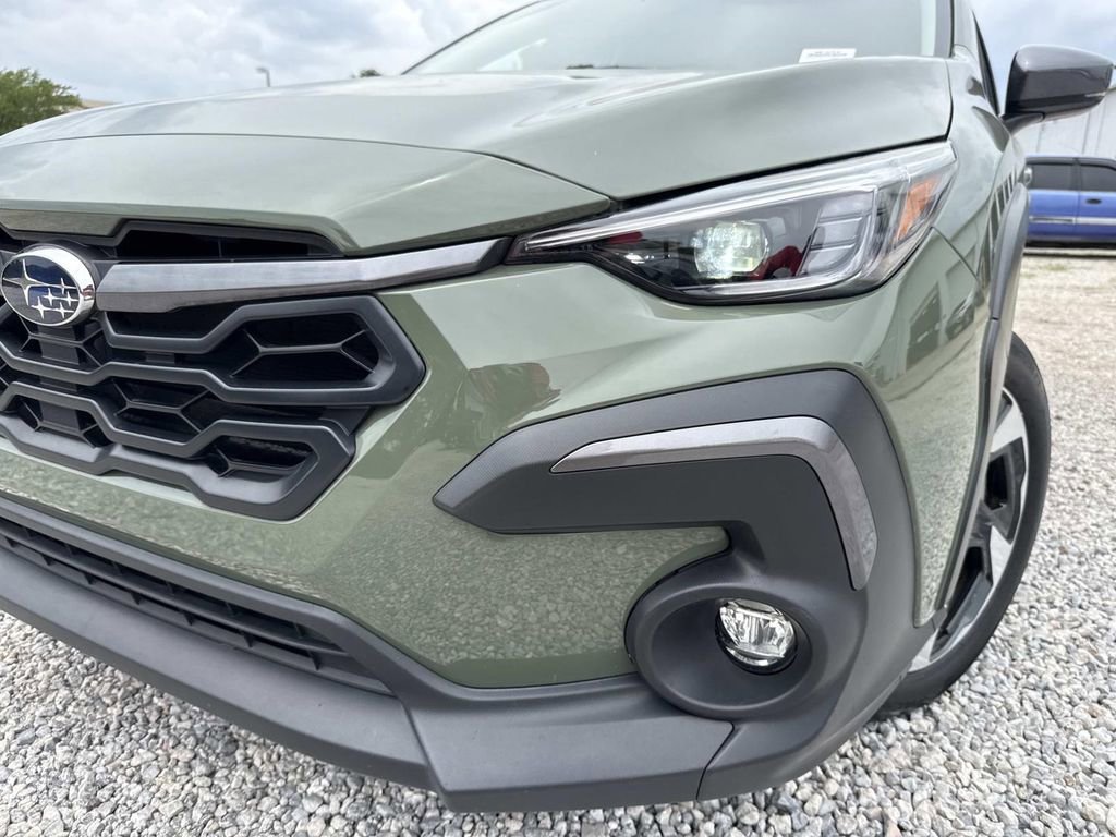 Used 2024 Subaru Crosstrek 2.5i Limited AWD/4WD image 9