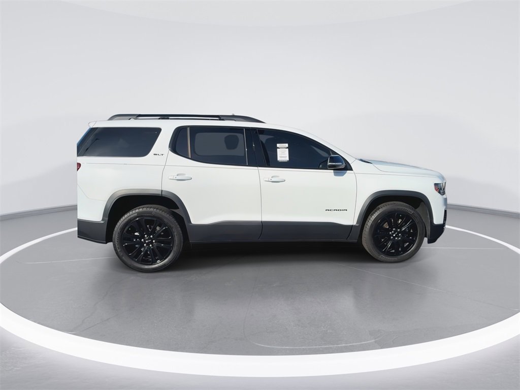 Used 2023 GMC Acadia SLT w/ Elevation Edition image 9