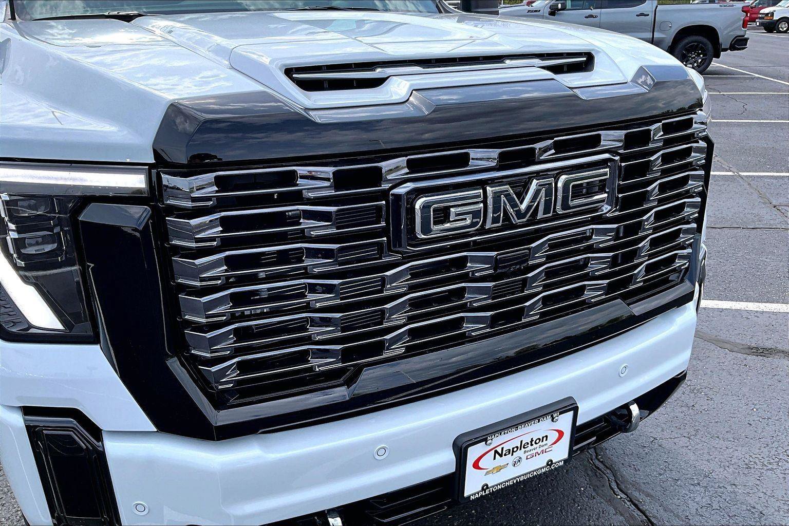 New 2026 GMC Sierra 2500 Denali Ultimate AWD/4WD image 38