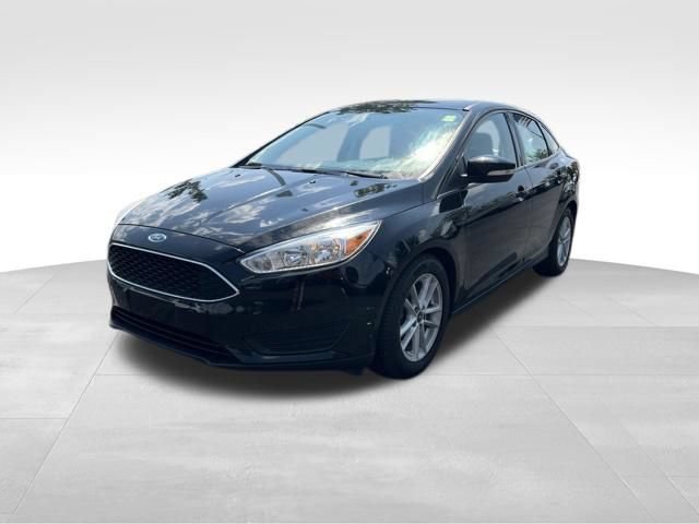 Used 2017 Ford Focus SE FWD image 3