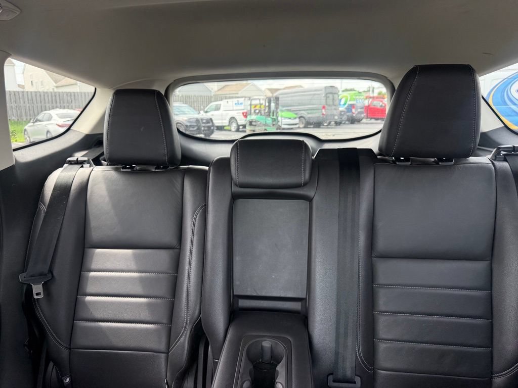 Used 2016 Ford Escape Titanium w/ Equipment Group 301A AWD/4WD image 35