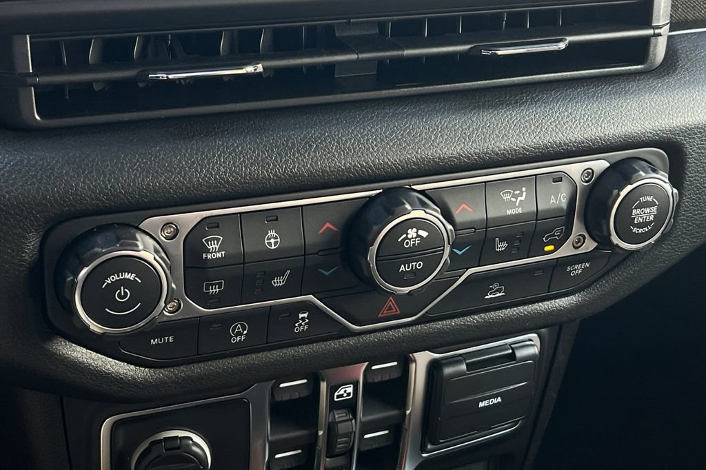 New 2026 Jeep Gladiator Willys AWD/4WD image 19
