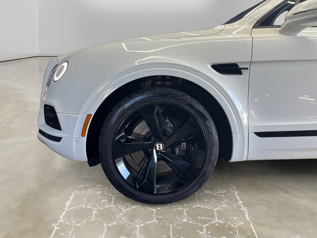 Used 2020 Bentley Bentayga AWD/4WD image 14