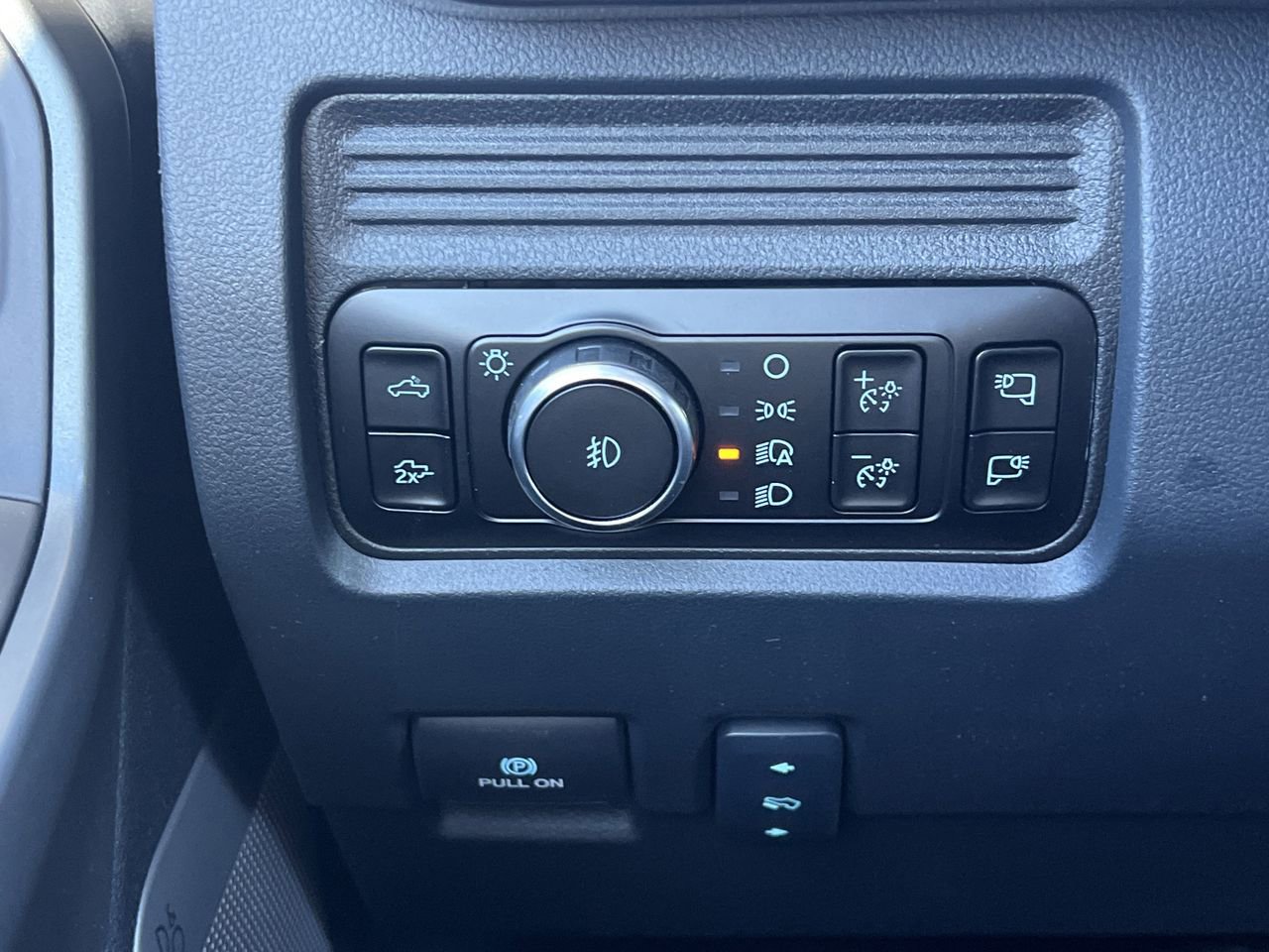 New 2026 Ford F250 Lariat w/ Tremor Off-Road Package image 19