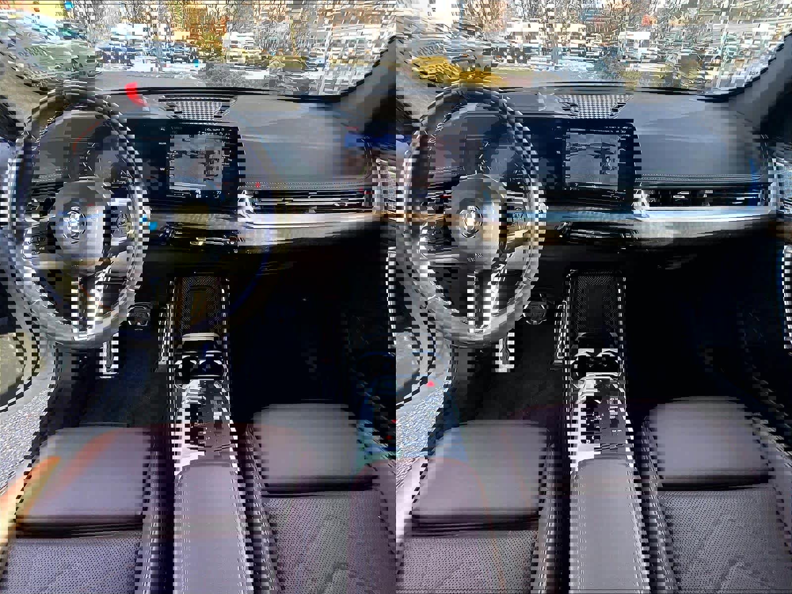 Used 2024 BMW X1 M35i w/ Premium Package image 21