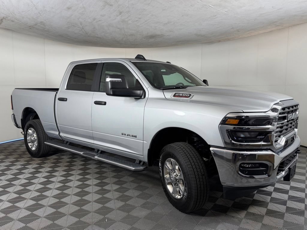 Certified 2026 RAM 2500 Big Horn AWD/4WD image 4