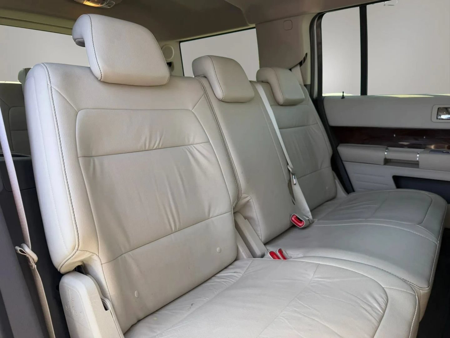 Used 2011 Ford Flex SEL w/ Rapid Spec Order Code FWD image 21