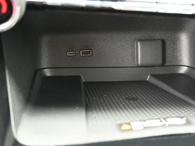 New 2026 Chevrolet Traverse LT w/ Driver Confidence Package FWD image 34