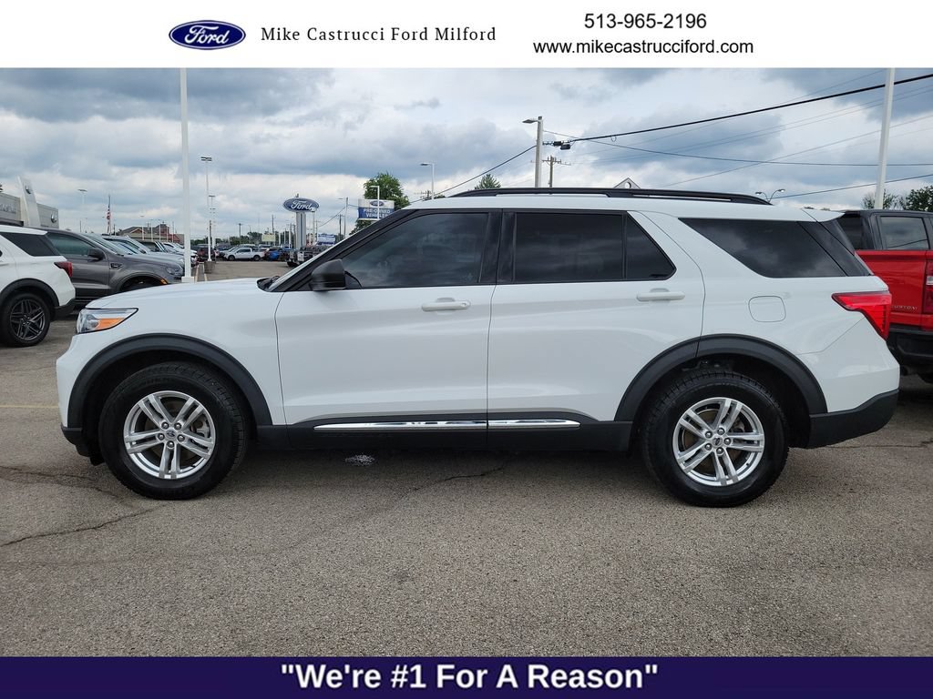 Used 2020 Ford Explorer XLT AWD/4WD image 2