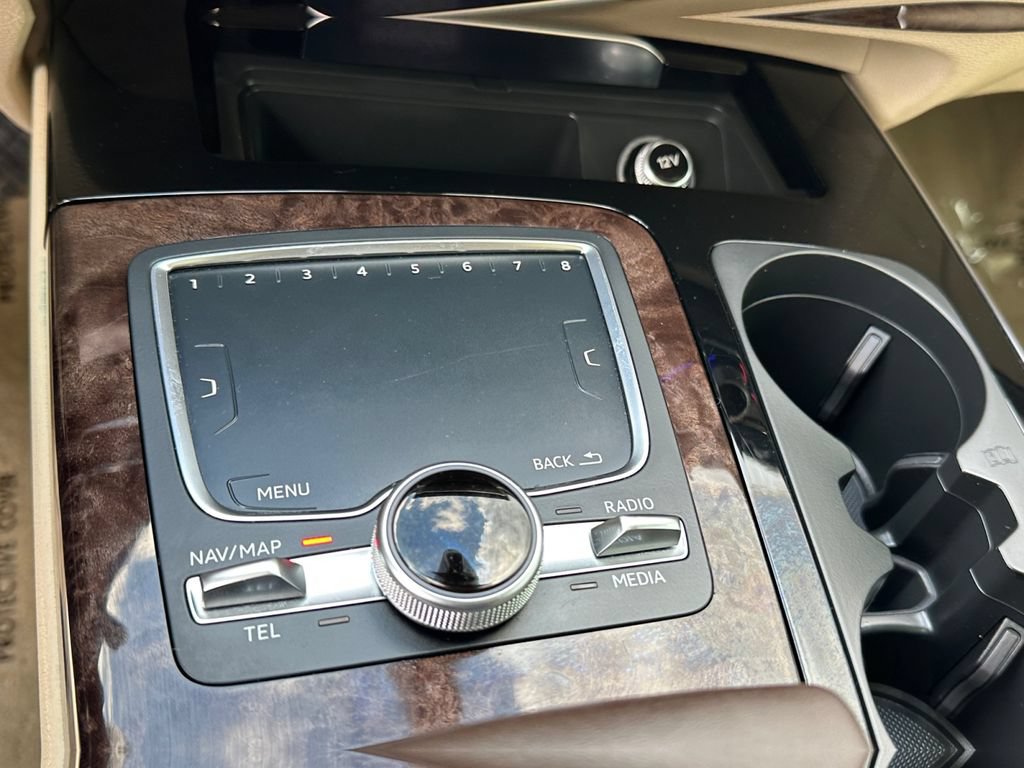 Used 2019 Audi Q7 3.0T Premium Plus w/ Premium Plus Package AWD/4WD image 22