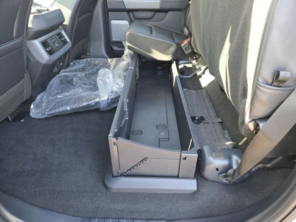 New 2025 Ford F350 Lariat w/ Lariat Ultimate Package image 41