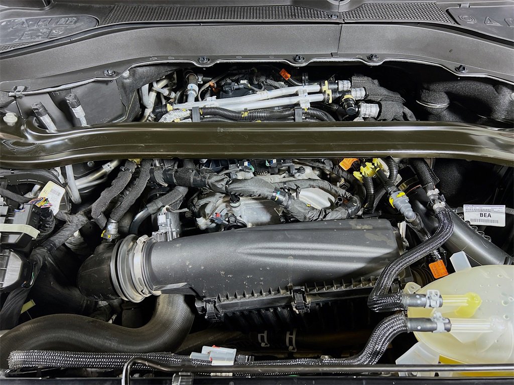 Used 2025 Ford Explorer ST-Line w/ ST-Line Street Pack image 28