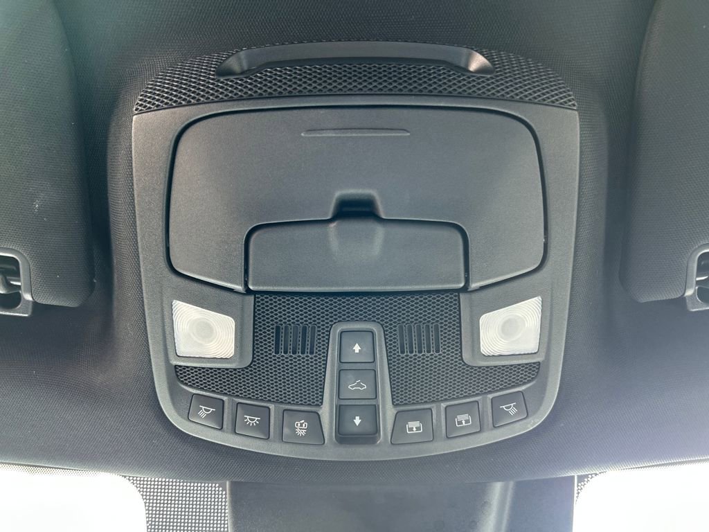 Used 2020 Ford Expedition XLT w/ Equipment Group 202A image 21