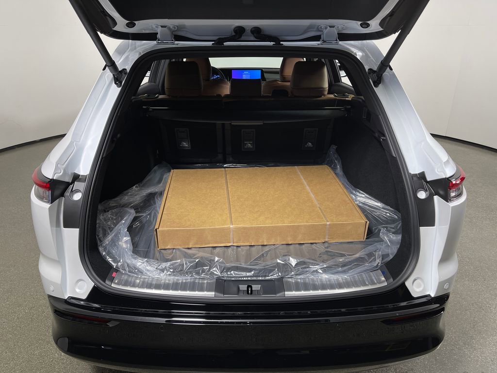 New 2026 Toyota Crown Signia AWD/4WD image 10