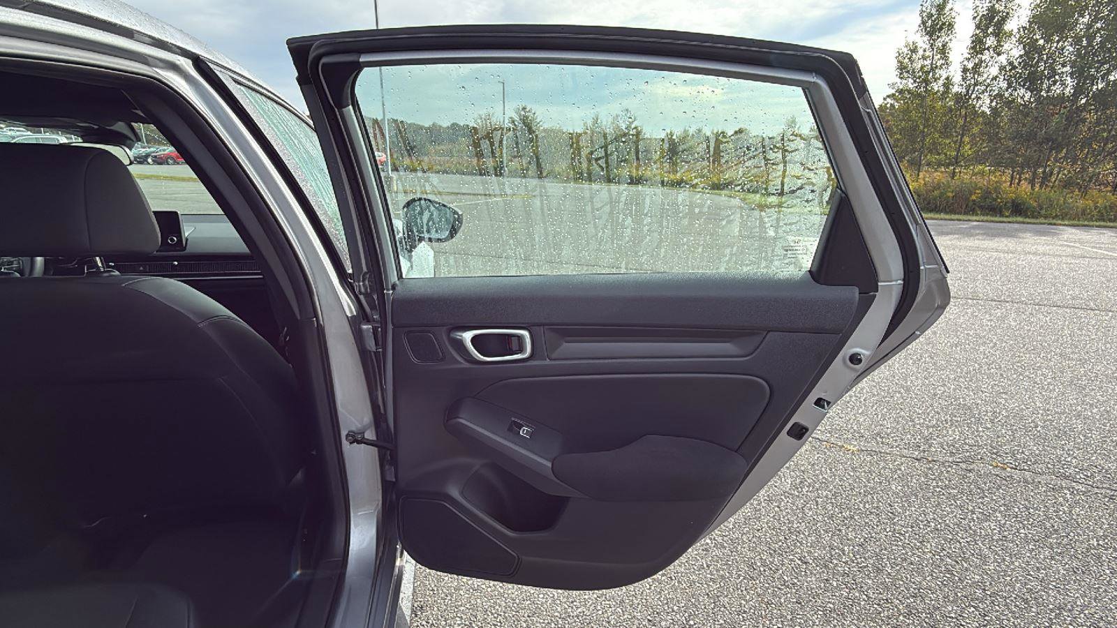 Used 2023 Honda Civic Sport image 19