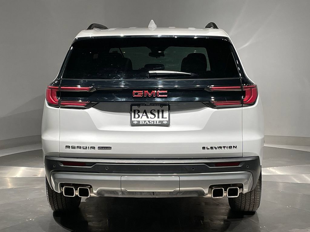 Used 2025 GMC Acadia Elevation image 12