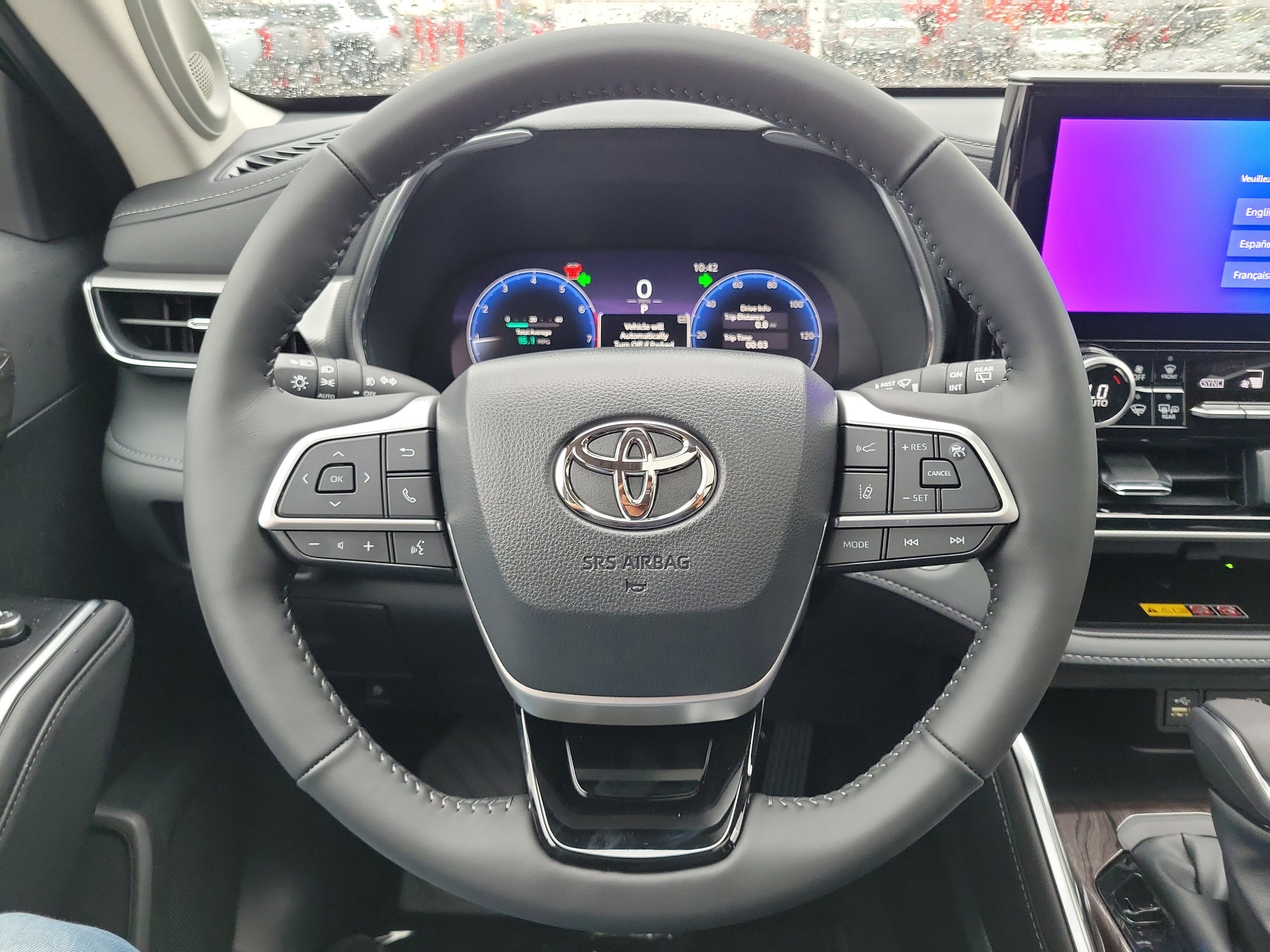New 2025 Toyota Highlander Platinum image 21